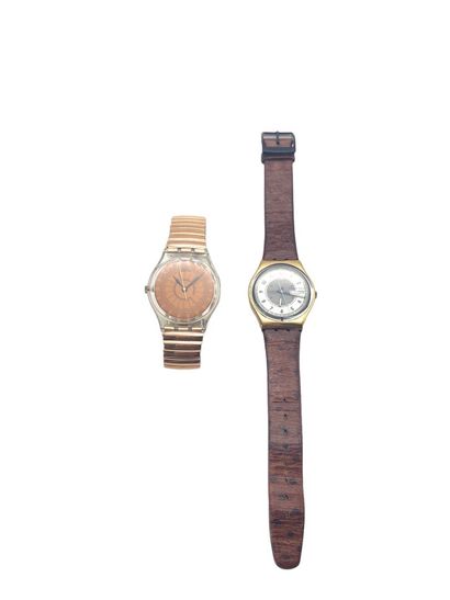 null SWATCH, Set of 2 watches, gold expandable metal bracelet for one and leather...