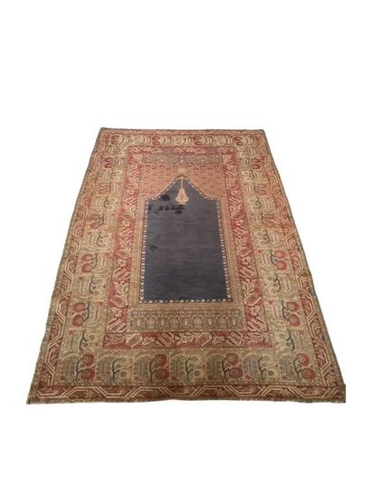 Silk Ghiordhes carpet (warp, weft and silk...