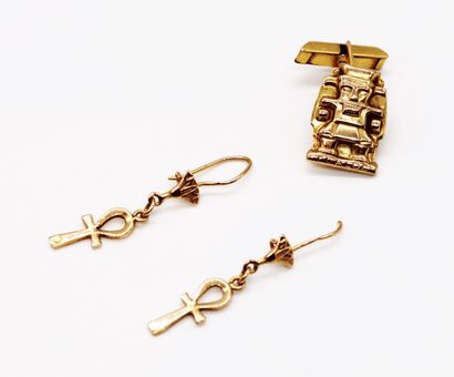 null Gold debris lot comprising a cufflink and a pair of earrings in the same condition,...