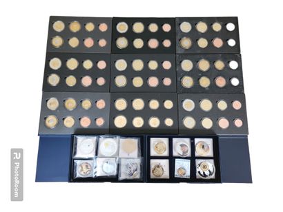 null Lot of collector's coin and medal booklets ESSAIS-COLLECTION EURO, each containing...