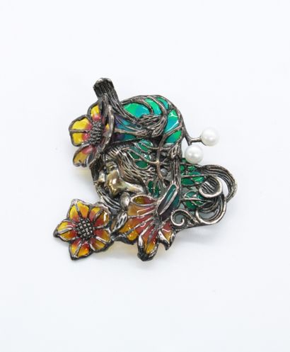 null *Blackened 925 silver brooch with Art Nouveau enamel decoration and two pearls,
height...