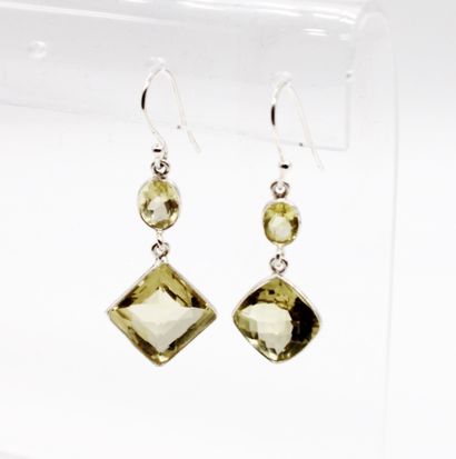 null *925 silver earrings set with faceted citrines, 
height 3.5 cm, total weight...