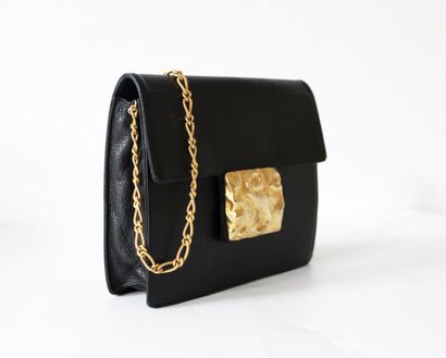 null Claudio ORCIANI, Evening clutch in black leather with flap inlaid with a textured...