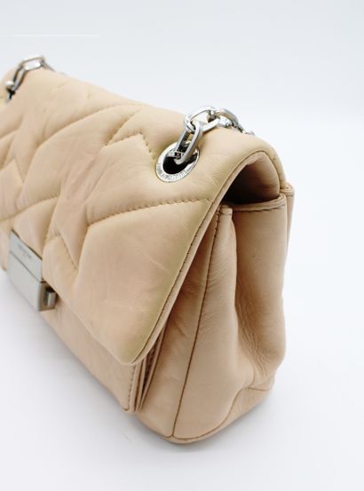 null ZADIG & VOLTAIRE, Handbag in powder pink quilted leather with star-shaped stitching,...