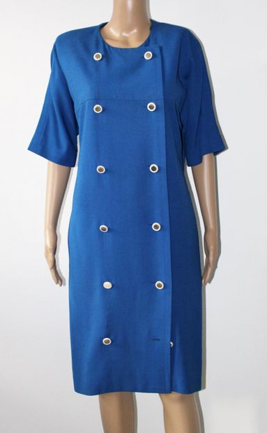 null GIVENCHY Short-sleeved blouse dress in blue linen, small stains, missing lozenge...