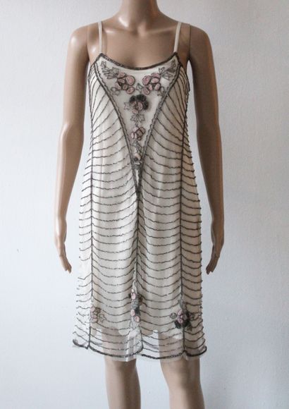 null Ecru silk dress with thin straps and fully embroidered with pearls, some pearls...