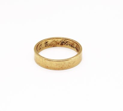 null Wedding band in yellow gold 750, engraved
TDD 63, weight 7.5 g.