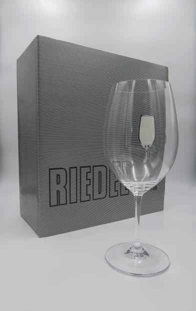 null 6 Riedel Bordeaux glasses Model Vinum 5 416/0 Ref 12001. H. 225 mm. Capacity...