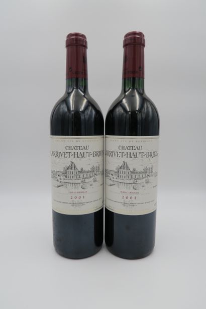 null Château Larrivet Haut Brion, 2001 CC Pessac-Leognan, 2 bottles