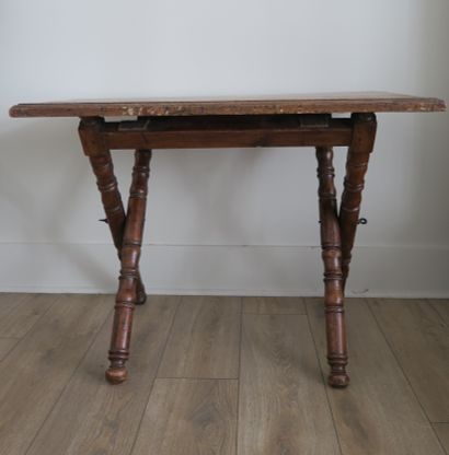 null Campaign military table, 18th century, with patinated oak baluster legs and...