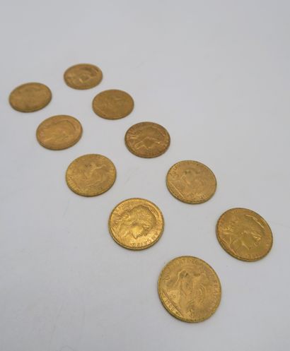 null Set of 10 20 franc gold coins
(Wear, rubbing)
Sales charge 10% excl. tax, i.e....