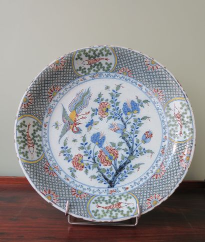 null Rouen earthenware platter on pedestal, Guillebaud mid 18th century, decorated...