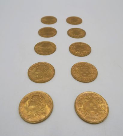 null Set of 10 Swiss 20 franc gold coins
(Wear, rubbing)
Sales charge 10% excl. tax,...
