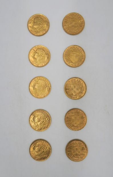 null Set of 10 Swiss 20 franc gold coins
(Wear, rubbing)
Sales charge 10% excl. tax,...