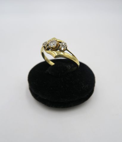 null Ring in 18K yellow gold, set with a diamond weighing approx. 0.15 ct, shouldered...