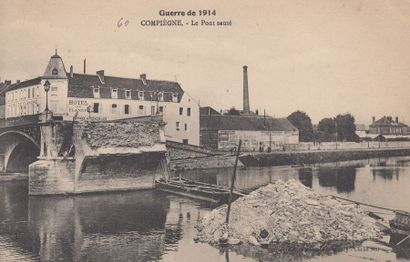 null 
MILITARIA 1914-1918. Casernes, ruines et cimetières de France. Environ 1200...