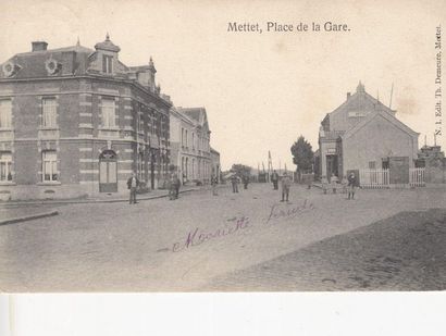 null 
BELGIQUE. Environ 165 cartes postales, époques diverses.

Dont environ 90 cartes...