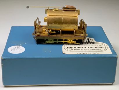 null 
[蒸汽机车] LMB MODELS HO BRASS - Trolley Sprinkler。

未上色的。装在原来的蓝色盒子里，有印刷标签，没有泡...