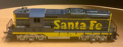 
[ATHEARN HO - 3156 Santa Fe GP9 #2685 Diesel...