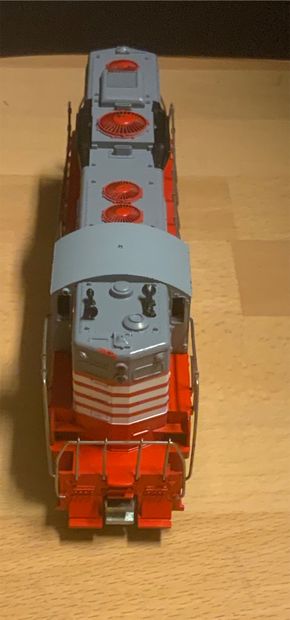 null 
[柴油机车 ATHEARN HO - 3155 Chicago, Burlington & Quincy GP9 #244 Diesel Loco....