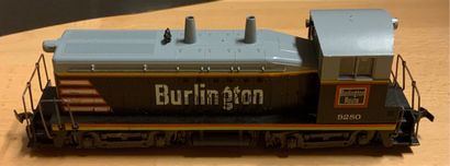 null 
[ATHEARN HO - SW/1500 Cow & Calf Diesel Switcher #9280 Burlington Route.

In...