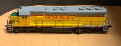 null 
[Diesel Locomotives] ATHEARN HO - 4163 Union Pacific SD-45 #806 Diesel Locomotive.

Without...