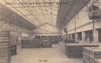 null 
BRUSSELS: shops, various companies, advertisements. About 95 postcards or photo-cards,...