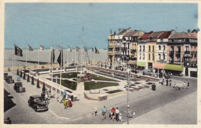 null 
THE COAST. About 100 postcards, various periods & 5 notebooks (Ostend & St...