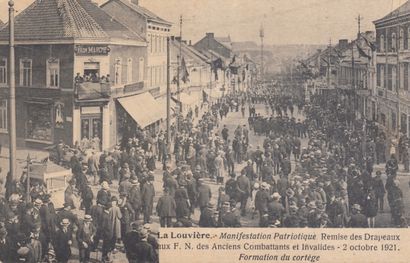 null 
LA LOUVIÈRE (+/-80) & SURROUNDINGS. About 155 postcards, various periods, one...