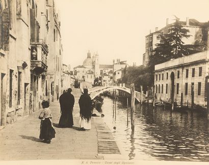 null [ITALY] ITALY. 34 mostly unsigned photographs.
 Early 20th c. Sizes range from...