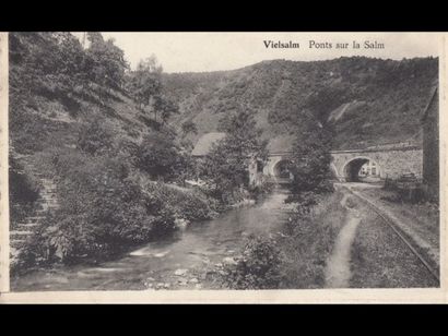 null 
VALLÉE DE LA MEUSE : Namur, Berzée... Environ 100 cartes postales, époques...