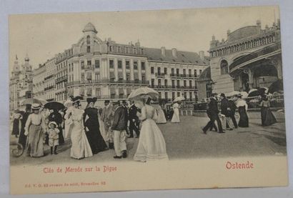 La Côte, Flandre Environ 76 cartes postales, époques diverses. Album in-4, cartonnage...