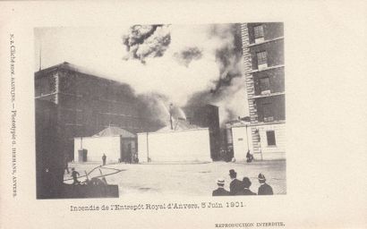 null 
ANVERS dont 17 cartes de l'incendie de l'entrepôt en 1901, Beverloo... Environ...