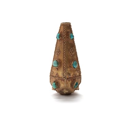 Elément d'un collier or et turquoise 
Iran, Seljuk art, 12th century









Of...