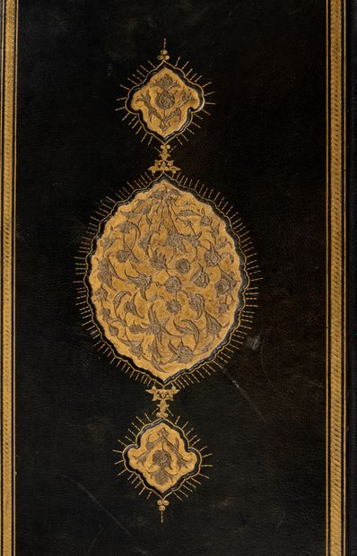 Reliure de registre au pendentif Turkey, Ottoman art, 19th century



European size,...