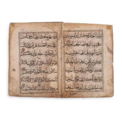 DOUBLE-PAGE D'UN CORAN EN MUHAQQAQ SURLIGNÉ D'OR IRAQ, ART JALAYIRIDE, XIVe SIÈCLE

Manuscrit...