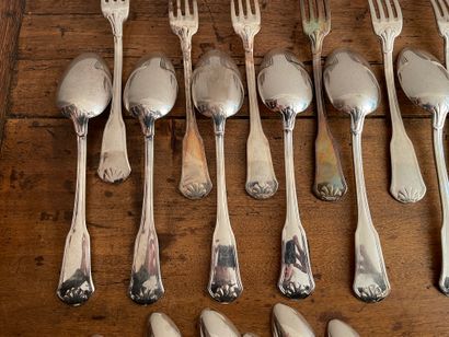 null Part of a silver-plated menagere including: 11 table forks, 12 table spoons,...