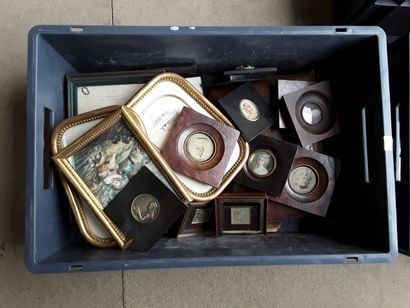 null * Framed coins and miniatures manette, old photo album (empty)