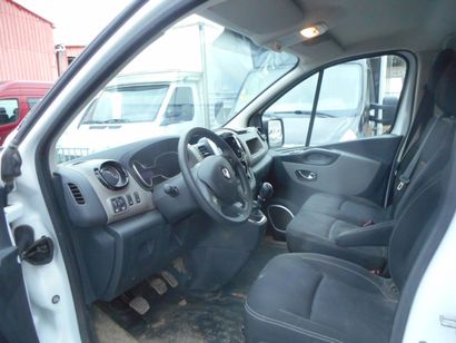 null CTTE RENAULT TRAFIC FOURGON de couleur Blanche 

Carburant : 5 

Puissance Administrative...