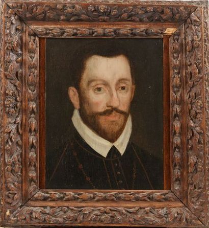 null French school of the end of the 16th century

Portrait of a man in bust form

Panel,...