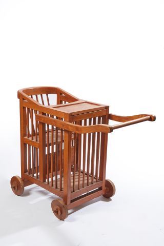 null exotic wood stroller 

75 x 95 x 41 cm
