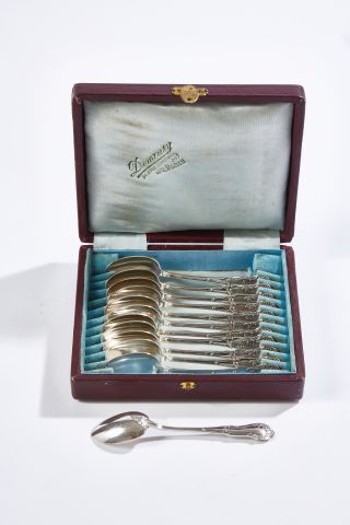 null Suite of twelve small spoons in silver 925‰ a decoration of nets, shell and...