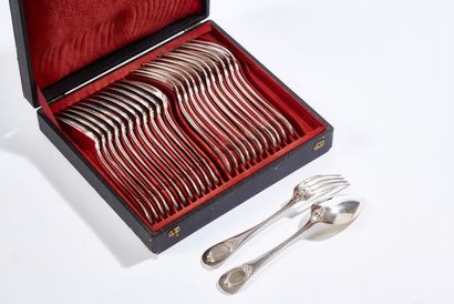 null Suite of twelve silver cutlery 925‰ model uniplat, figured in a medallion on...