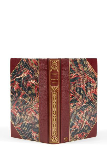 null * HUGO (Victor). Nouvelles odes. Paris, Ladvocat, 1824, in-12, xxviii- 232 pp....