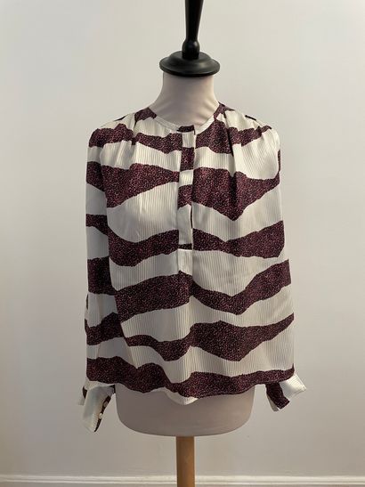 null ISABEL MARANT 

Blouse in silk and viscose ecru with purple and black animal...
