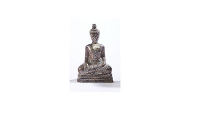 null Bouddha en position de la prise de terre à témoin en métal avec ancienne trace...