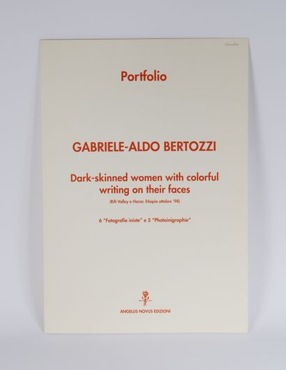 null * Gabriele-Aldo BERTOZZI (Xxe) 

Portfolio "Dark skinned women with colorful...