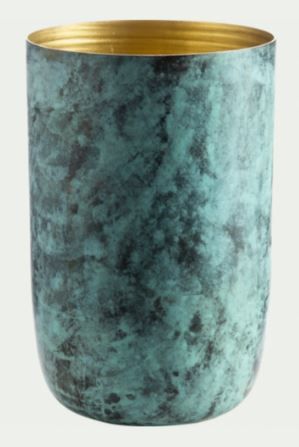 null 2 x Vase Aluminium vert H20cm D12cm

Prix public : 50 €

Frais de port : 8 ...