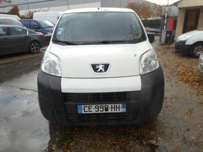 null CTTE PEUGEOT BIPPER FOURGON de couleur Blanche 

Carburant : GO 

Puissance...