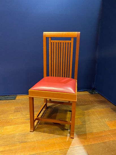 Frank Lloyd WRIGHT et Cassina

Deux chaises...